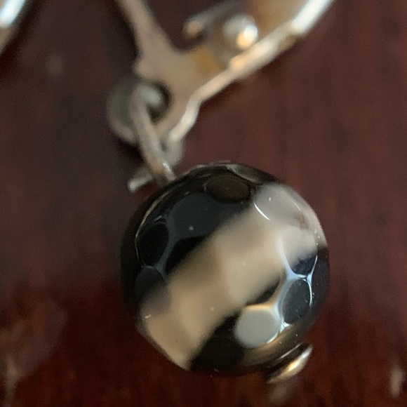 Striped Agate Bead Earrings - Picture 1 of 3